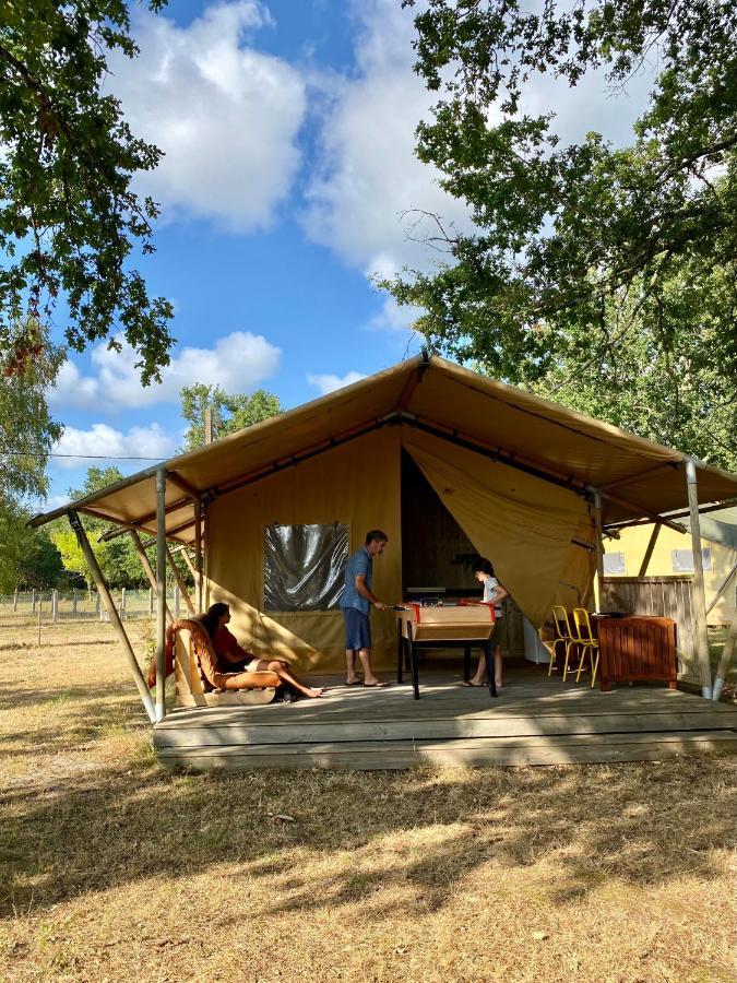 Camping La Kahute - Tente Lodge Au Coeur De La Foret Carcans Bagian luar foto