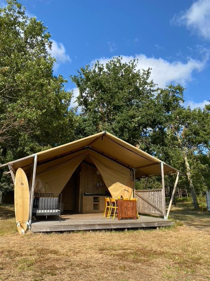Camping La Kahute - Tente Lodge Au Coeur De La Foret Carcans Bagian luar foto
