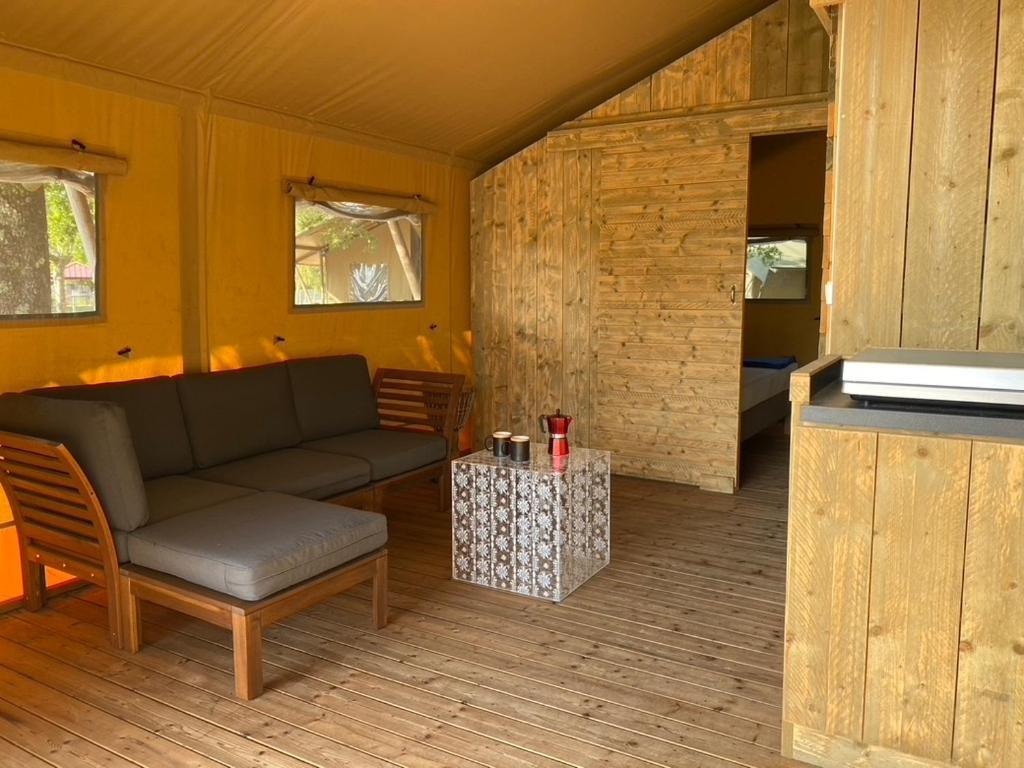 Camping La Kahute - Tente Lodge Au Coeur De La Foret Carcans Bagian luar foto